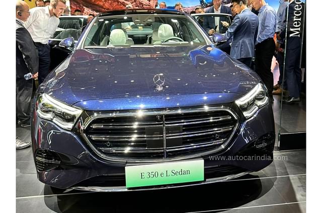 India-bound Mercedes E-Class LWB debuts at Beijing motor ...